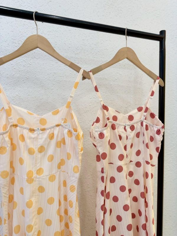 復古點點抓皺洋裝 