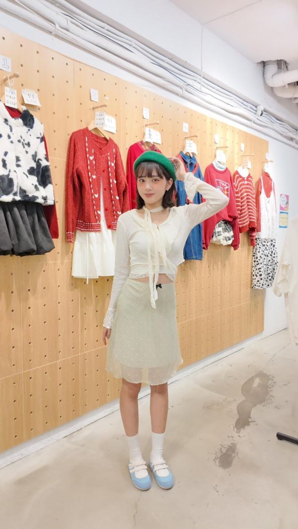 華麗蕾絲長袖罩衫 