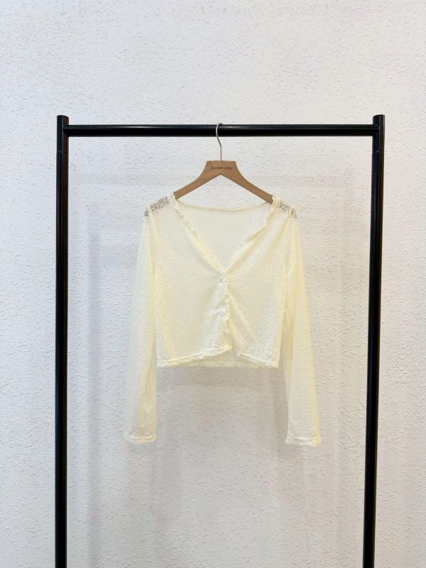 氣質有釦蕾絲罩衫 