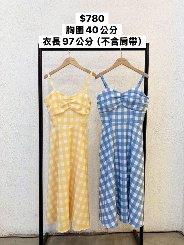 野餐格抓皺長洋裝 