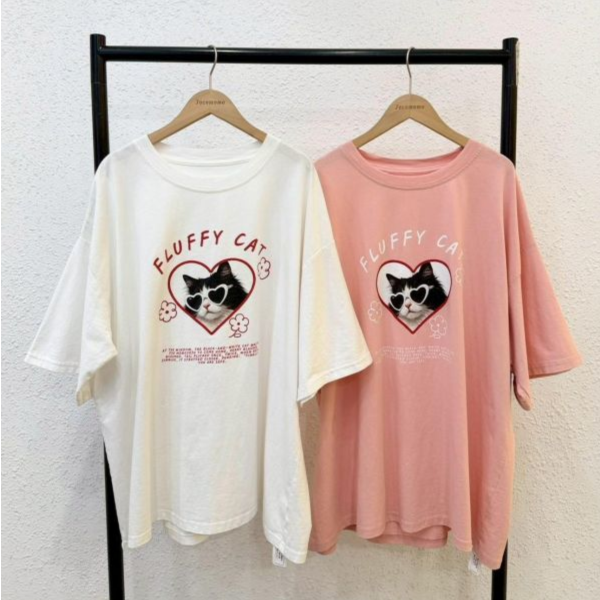 愛心大頭小貓大踢 