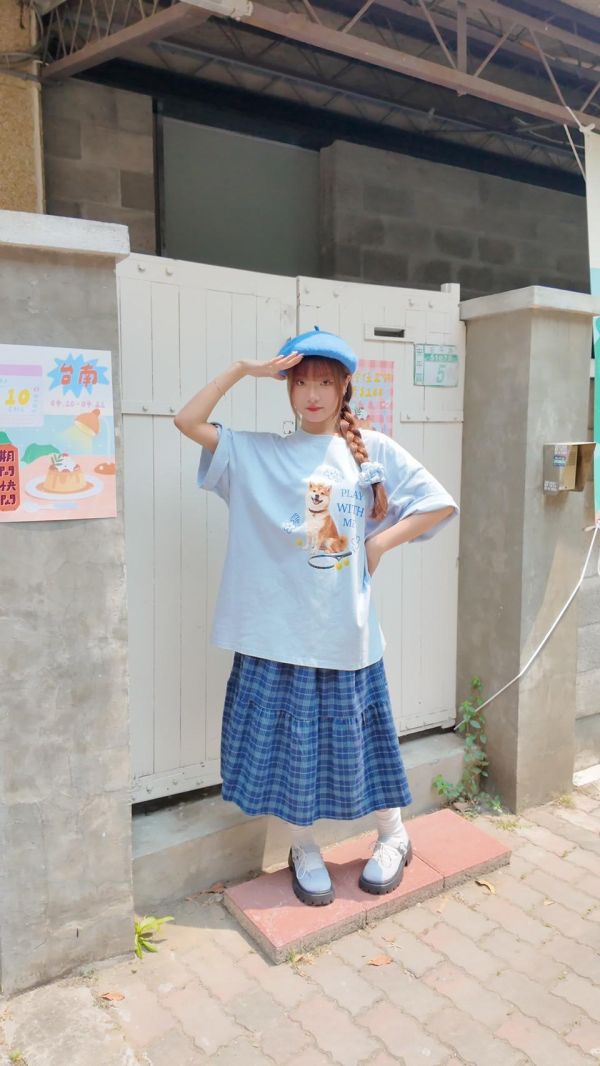 學院風格紋長裙 