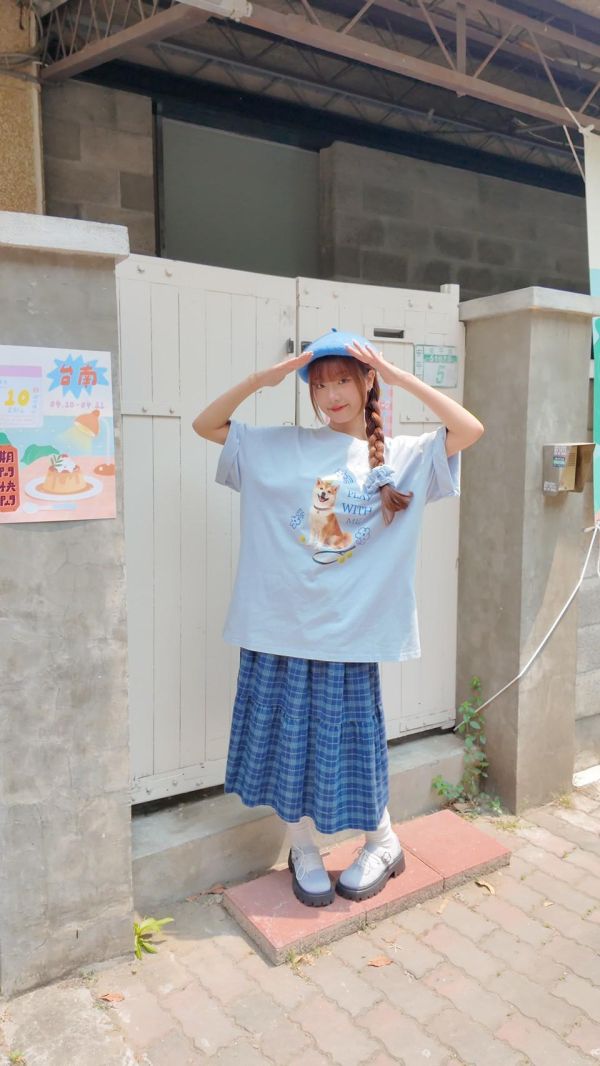 學院風格紋長裙 