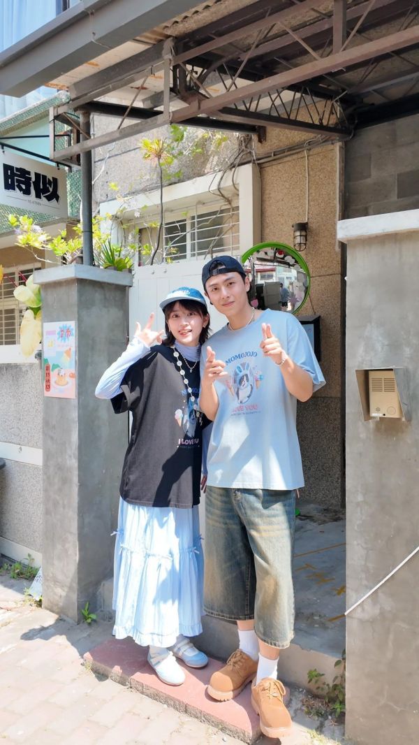 開心冰淇淋貓貓大踢 