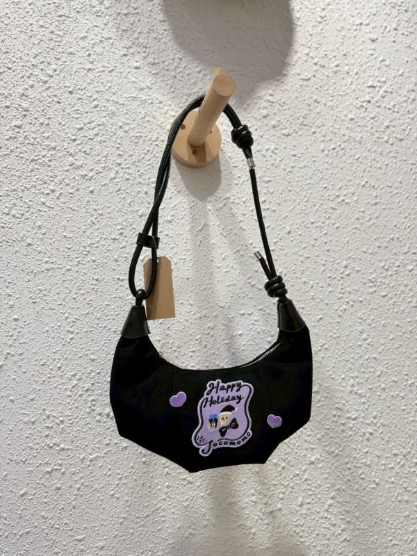 百搭牛角燙布小包 