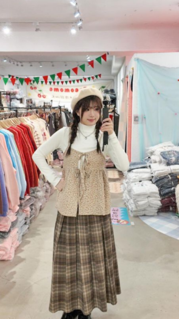 小花花壓紋罩衫 