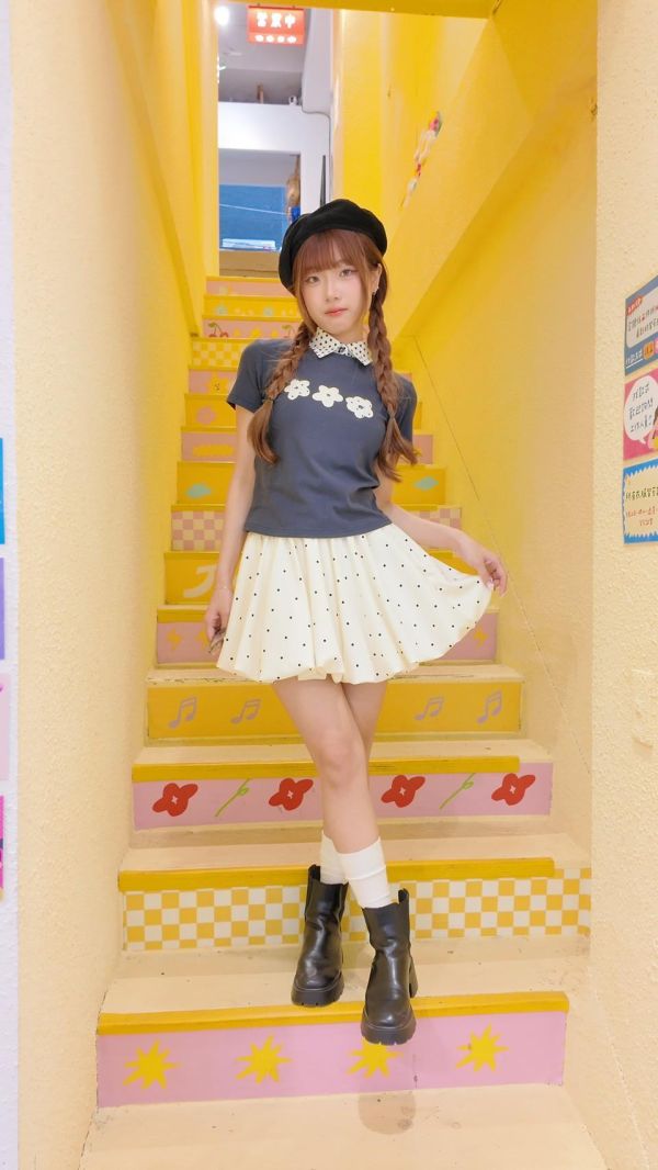 小圓點澎澎短裙 