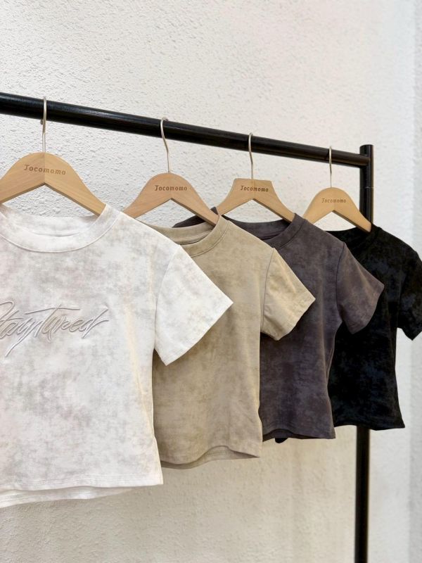 復古刺繡暈染上衣 