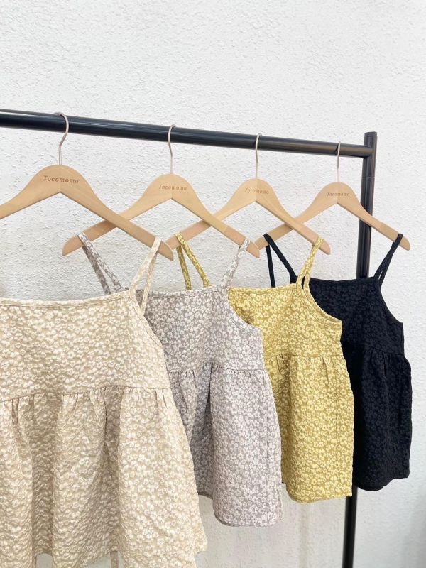 小花花壓紋罩衫 