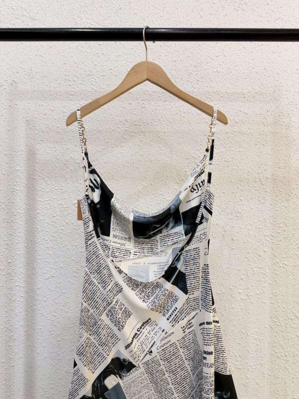 個性報紙細肩短洋裝 