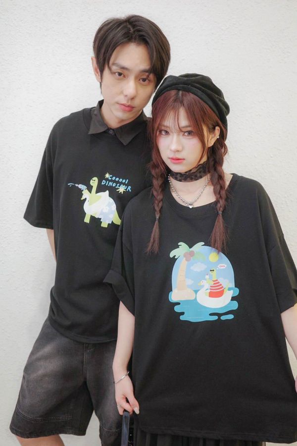 自訂款-夏日游泳恐龍大踢 (MIT) 