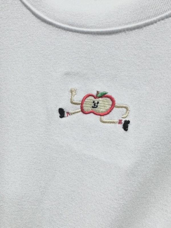 自訂款-奔跑蘋果刺繡高領上衣 (MIT) 