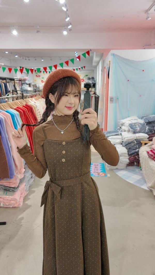 細肩圓釦點點長裙 (冬) 