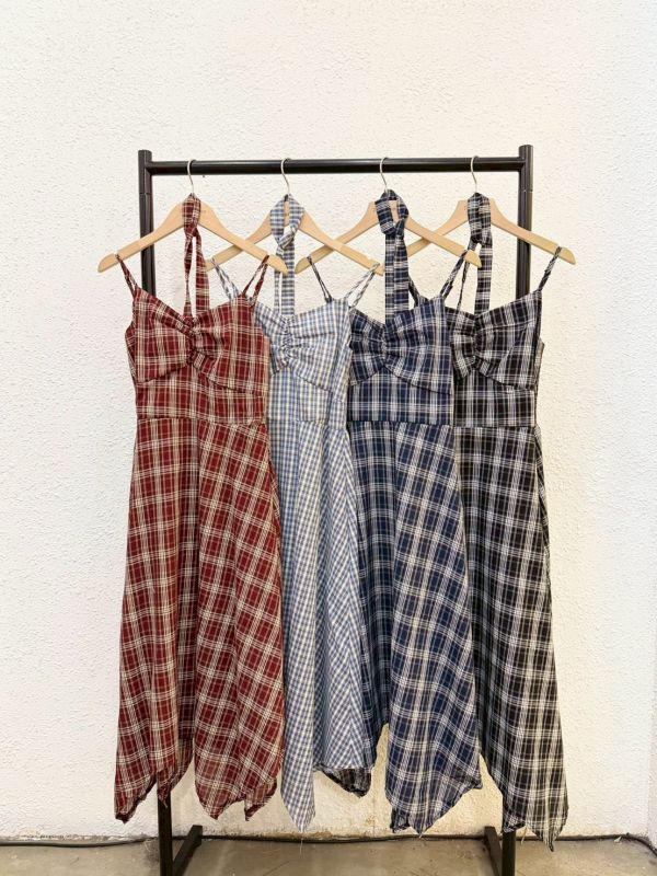 造型綁帶抓皺洋裝 