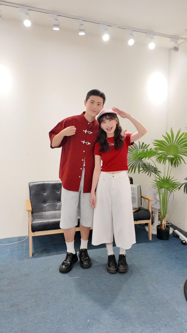 套裝T26(女生) 
