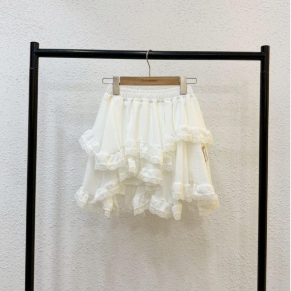 奶油捲捲層次短裙 