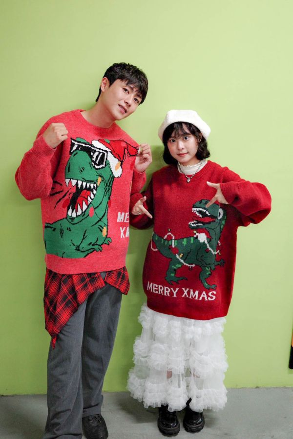 聖誕燈恐龍毛衣 
