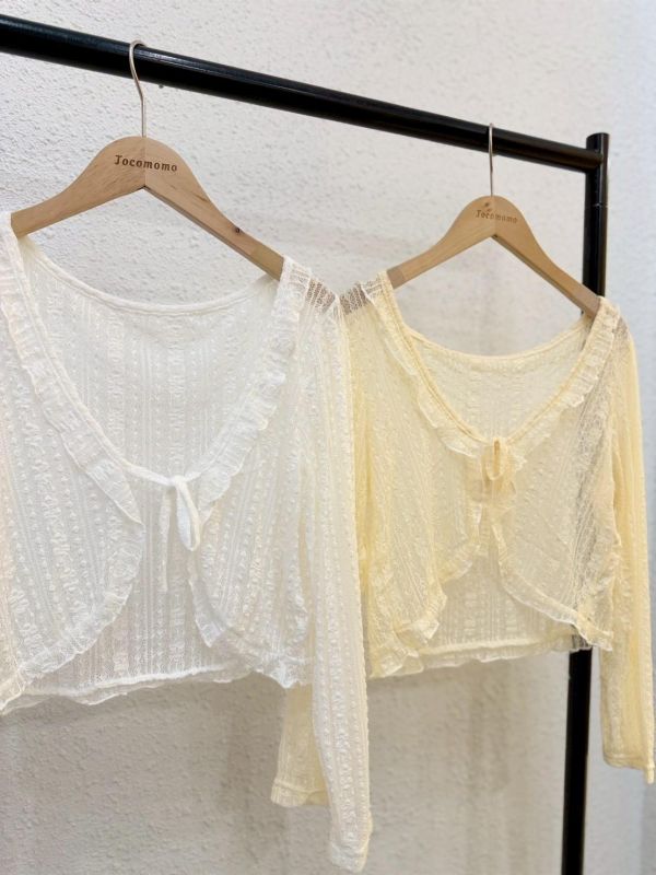 溫柔蕾絲綁帶罩衫 