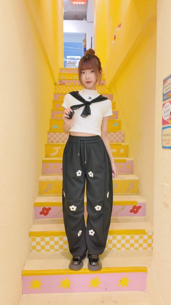 日常小花刺繡長褲 