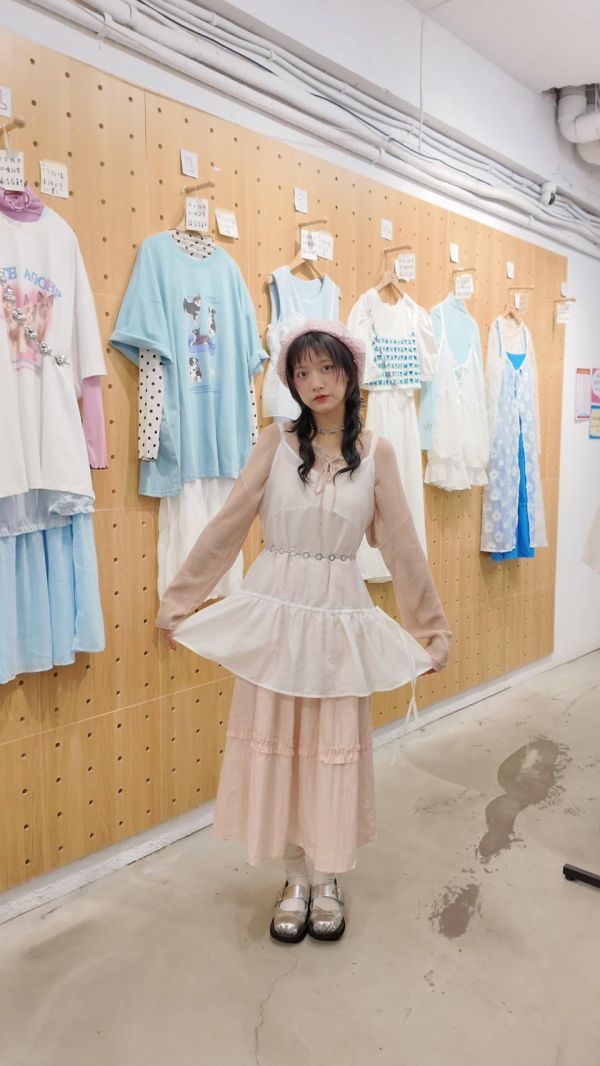 細肩抽繩裙擺罩衫 