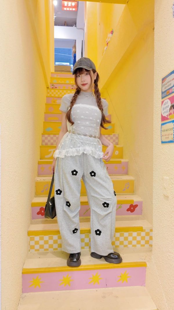 日常小花刺繡長褲 