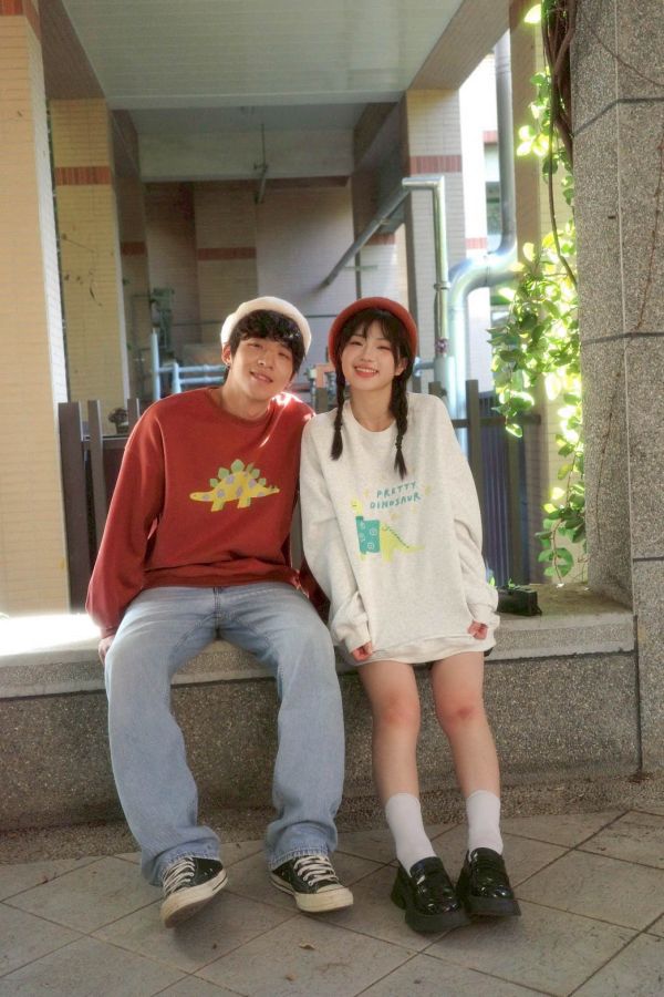 自訂款-漂亮恐龍刺繡大學踢 