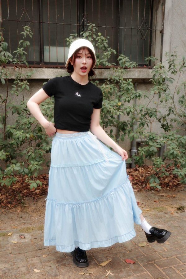 蕾絲小蝴蝶結長裙 