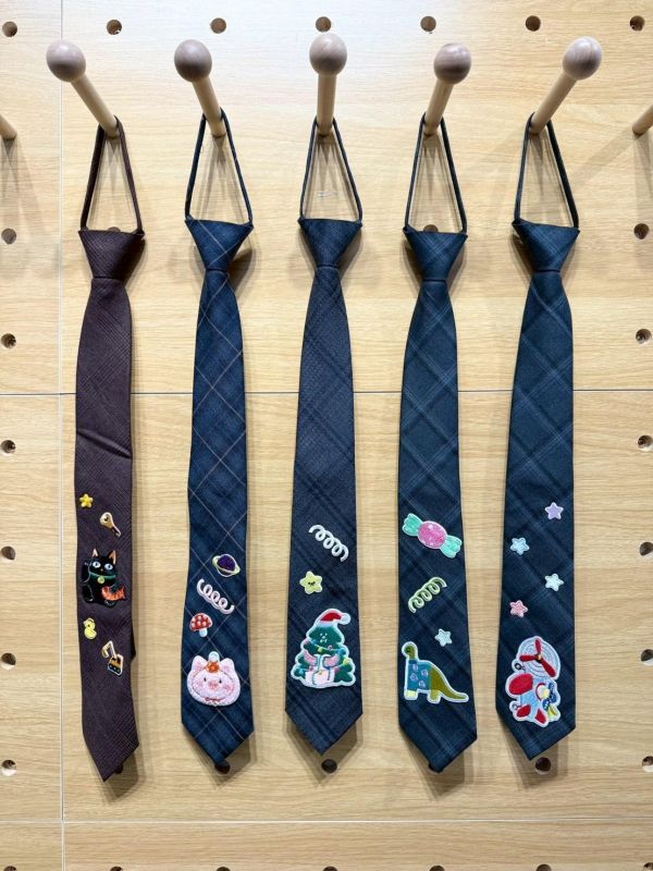 格紋可愛拉鍊長領帶 