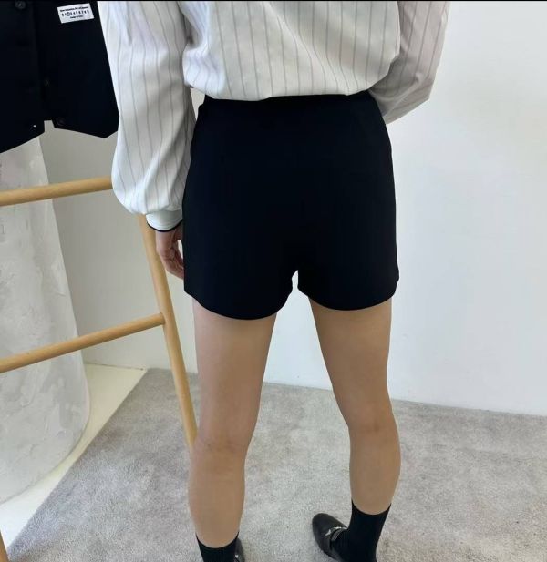 〖預購＋現貨〗正韓設計款顯瘦褲裙 