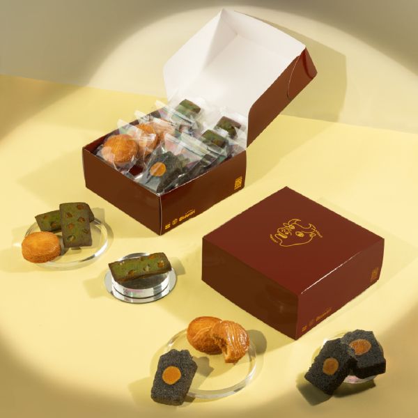 【AUTUMN BITE！月色咬一口】中秋限定・常溫甜點禮盒｜8入組 中秋甜點禮盒, 中秋送禮推薦, 常溫甜點禮盒, 費南雪禮盒, 黑芝麻磅蛋糕, 鳳梨布列塔尼, 抹茶柑橘點心, 中秋伴手禮, 不甜膩月餅, 輕盈中秋甜點