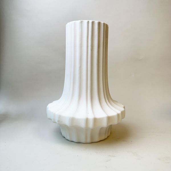 白色噴砂線條花瓶 