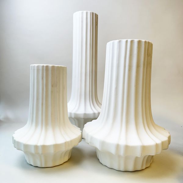 白色噴砂線條花瓶 