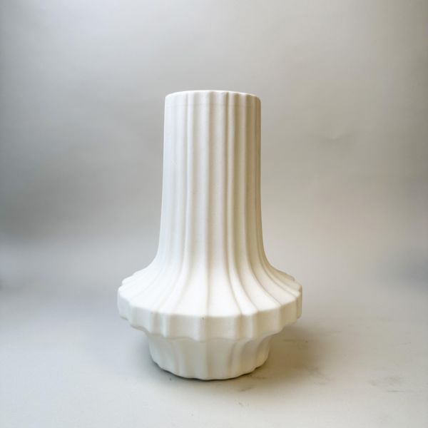 白色噴砂線條花瓶 