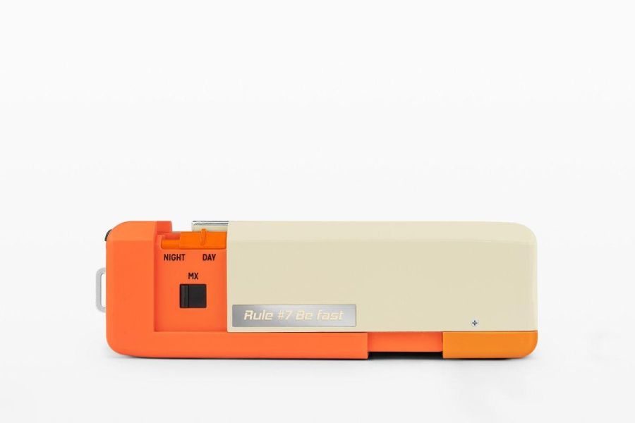 橙米色Lomomatic 110 底片相機 