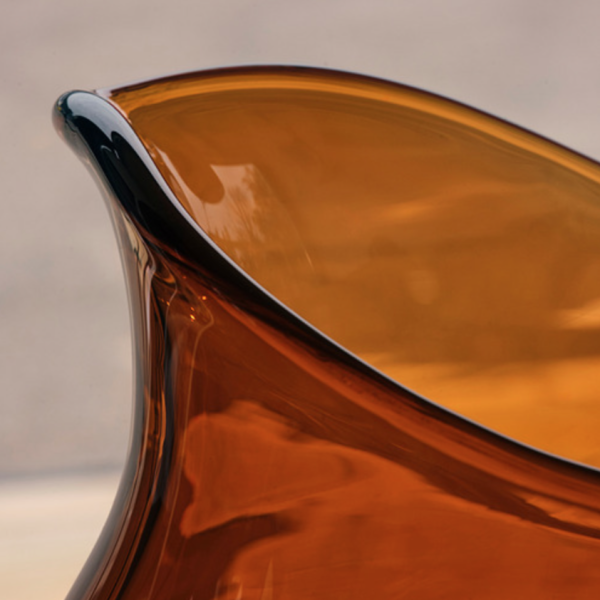 棕乳白雙色玻璃壺 