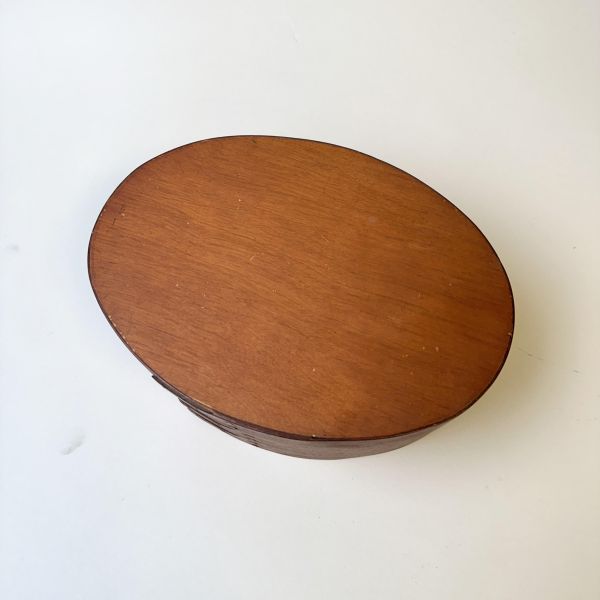 深木色橢圓夏克木盒 