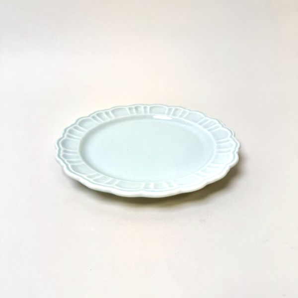 淡藍花型浮雕盤 