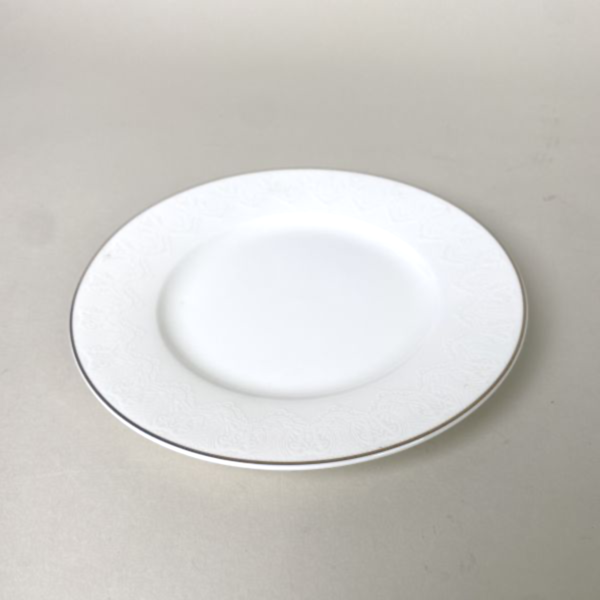 金邊白瓷盤 