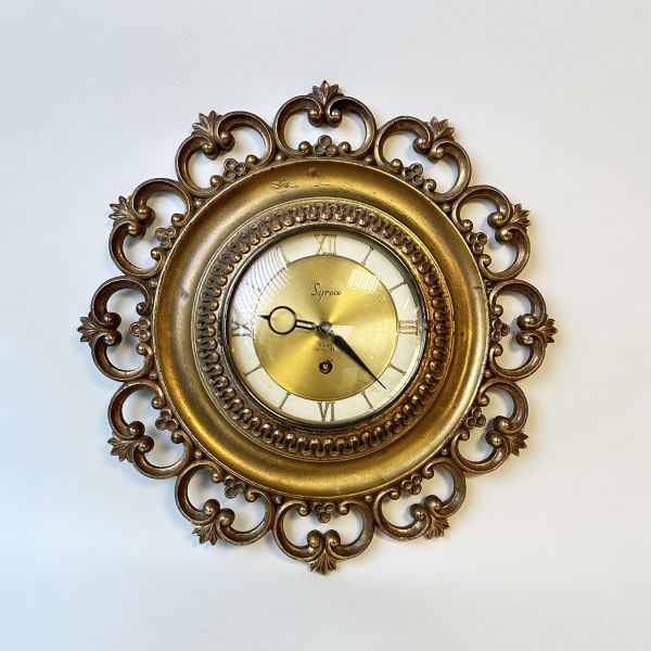 雕花邊框圓掛鐘 