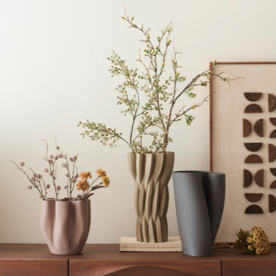 米灰雕塑感陶瓷花器 