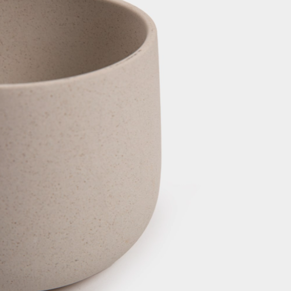 大地灰附架陶瓷盆器 