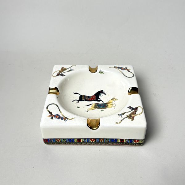 馬圖案陶瓷雪茄菸灰缸 