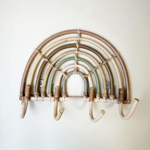 藤編彩虹衣帽勾 