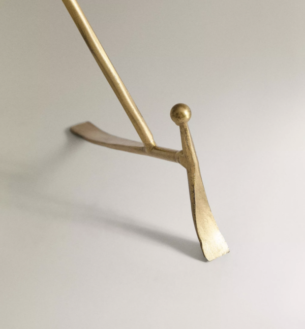 金色鑄鐵展示架 