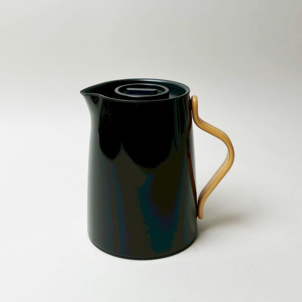 木柄黑色保溫壺 