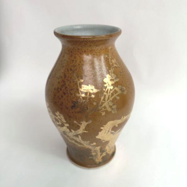 金漆花紋花瓶 