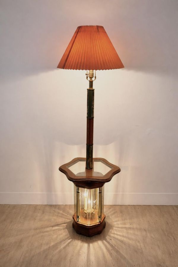 早期胡桃木百摺玻璃桌立燈 