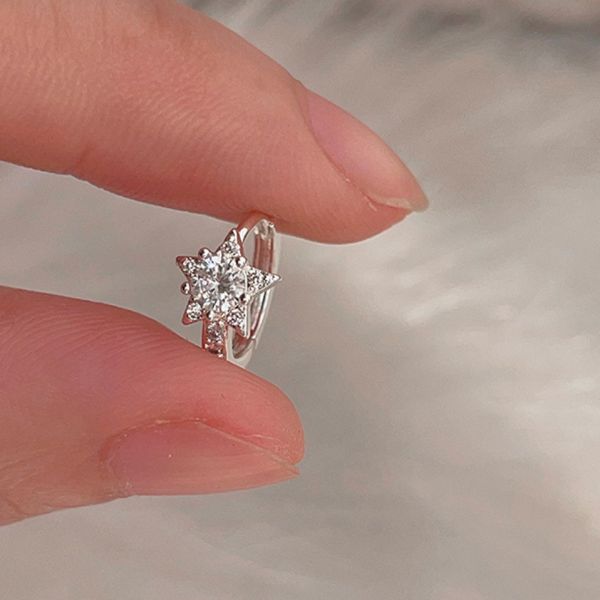 925銀針 星形微鑲鋯石耳扣 