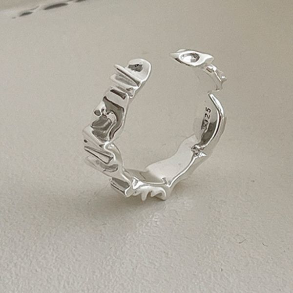 925純銀 不規則皺褶寬版戒指 