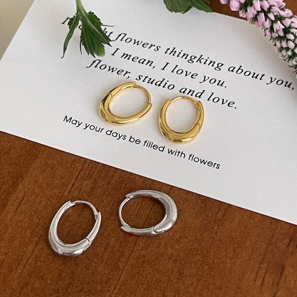 925銀針 極簡素色小橢圓耳扣 